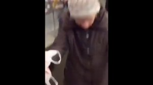 Салам алейкум рубль будет? Бабка.Прикол.