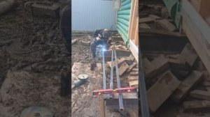 Поднятие и выравнивание бани на свайный фундамент (2)