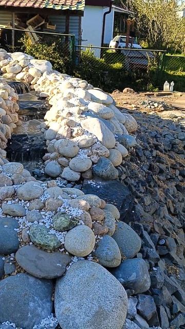 Строительство прудов в Москве #декоративныйпруд #trending смотреть онлайн