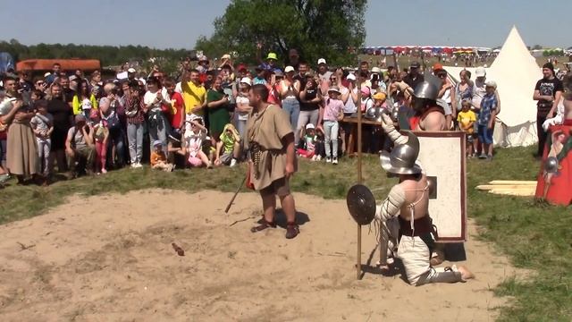 Ave Roma! Гладиаторы в провинции смотреть онлайн