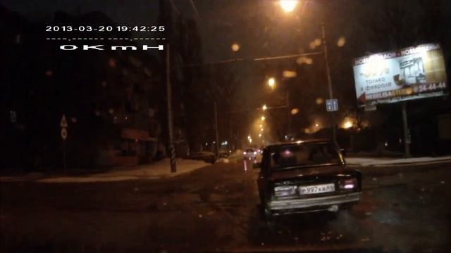Ямы в Саратове, столице плохих дорог смотреть онлайн