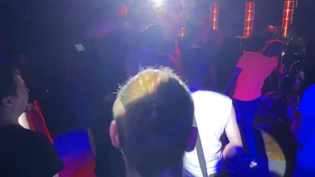 LEVEL UP - Гимн группы (WAKE UP SHOW) смотреть онлайн