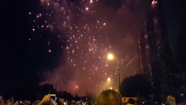 Фестиваль фейерверков (Москва 19.08.2018) смотреть онлайн