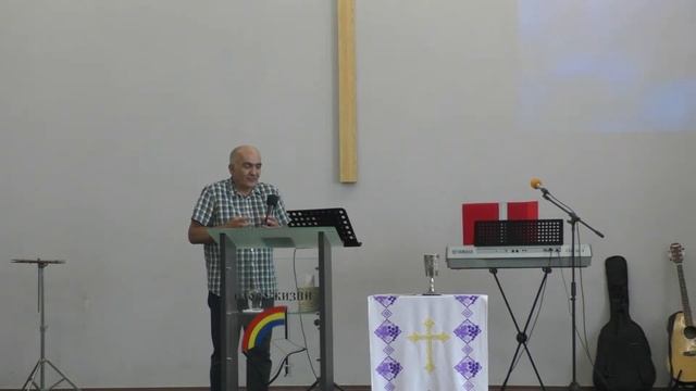 Недільне служіння церкви 