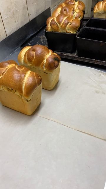 Горячий Хлебушек из Печи смотреть онлайн