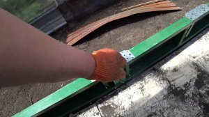 Как сделать грядки внутри теплицы?