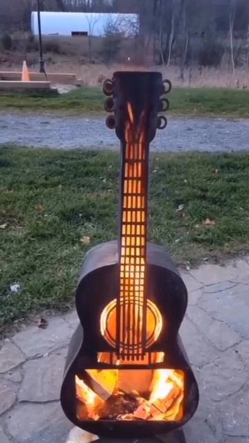 Камин в виде гитары смотреть онлайн