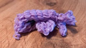 Рыба-кит из резиночек на станке