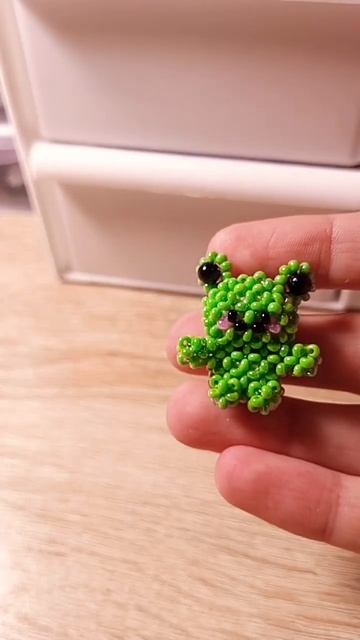 видео сейчас выходят реже,потому что у меня не хватает смотреть онлайн