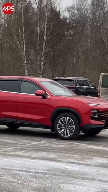 Hongqi HS3 или Jetour Dashing: два похожих кроссовера, но за что-то придется переплатить! смотреть онлайн