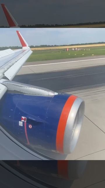 Посадка в Ростове 👏➡️ Полёт прошёл прекрасно, чуть б
