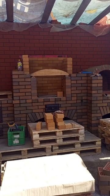 ПЕЧКА!! #shrots #построили #вот #такой #печка #барбекю #полу? смотреть онлайн