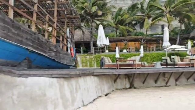 32.42 🇮🇩 ВОЛШЕБНЫЙ ПЛЯЖ В ИНДОНЕЗИИ 🇮🇩 Остров БАЛИ - ВОСХИЩАЮСЬ 🛵 ДОРОГИ И СКУТЕР И ОКЕАН ❤️ смотреть онлайн