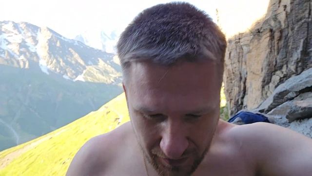 Купание в водопаде Девичьи Косы 🌊 смотреть онлайн