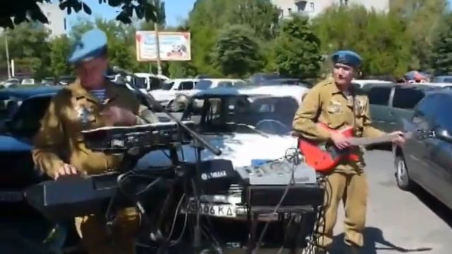 ЗЕЛЕНАЯ ФУРАЖКА ВДВ для ПВ Поздравления с Днем Пограничника! г Светловодск 28мая 2011г смотреть онлайн