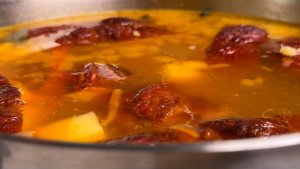 Гороховый СУП на копченых ребрах ! Лет 20 так готовлю , есть свои фишки! Рецепт простой , а суп ну о