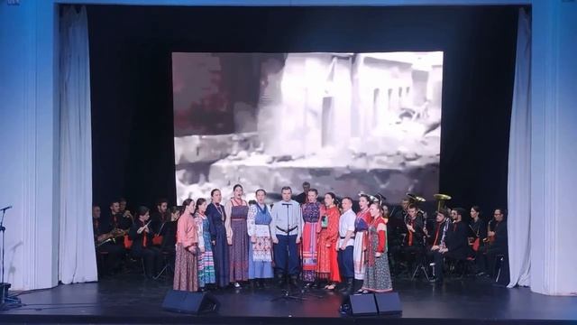 «Солдат у Рейхстага» муз. А. Курочкин, сл. Н. Кочубей смотреть онлайн