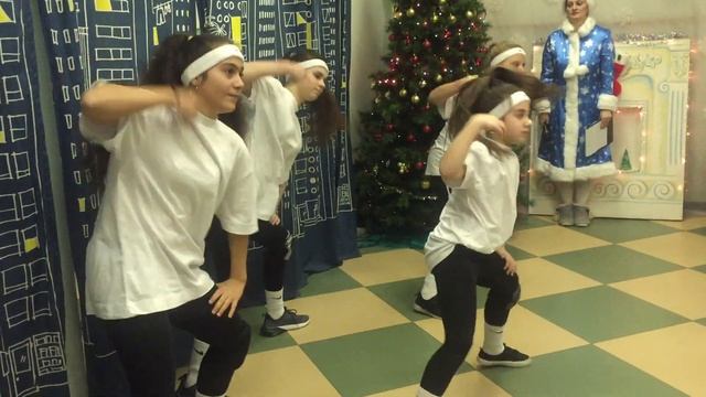 Новогодний батл. Студия Хип-хоп смотреть онлайн