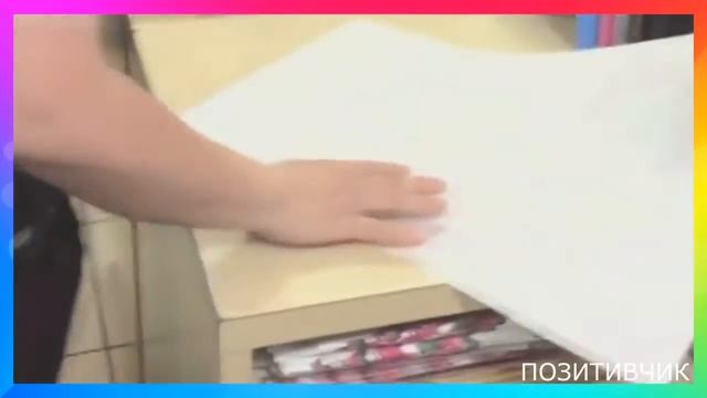 ПРИКОЛ КАК БЫСТРО УПАКОВАТЬ ПОДАРОК смотреть онлайн