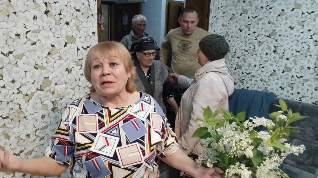 ВЫ ТОЛЬКО ПОСМОТРИТЕ 🫣 сын модничает 🥰 ЛЮБИМЫЙ ВАСИЛЁК всё для нас. смотреть онлайн