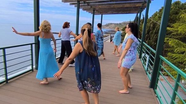 Andru Donalds & Eugenia Vlasova - Wind of Hope | Zumba Easy Fitness Dance Warm-Up | Choreo by Alloha