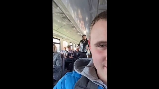 В электричке с почином смотреть онлайн