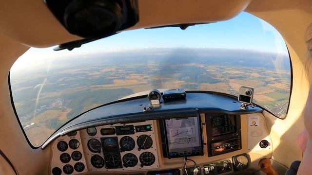 ILS заход на посадку в Швеции на частном самолете