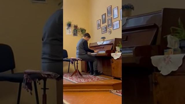 Катерина Коваленко " Нові Туфельки ( степовки ) " . Виконує Баник Максим . смотреть онлайн