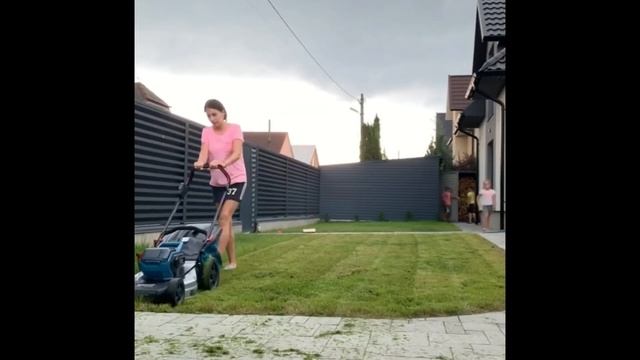 ⚡️Акумуляторна газонокосарка Erbauer 2 x 18🔥Огляд, розпа?