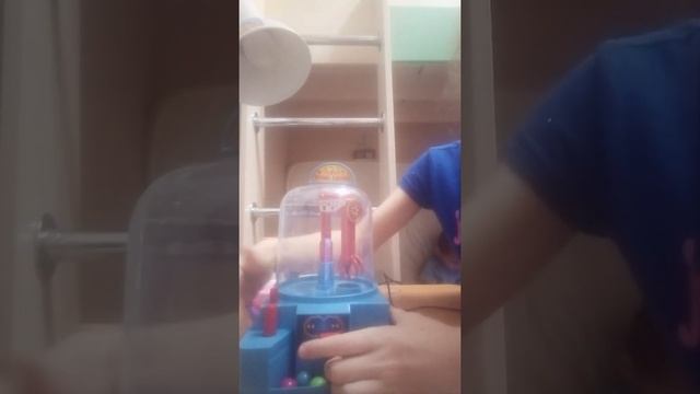 Автомат игрушек