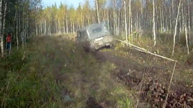 Дароватский камень 2011 Уаз болото.AVI