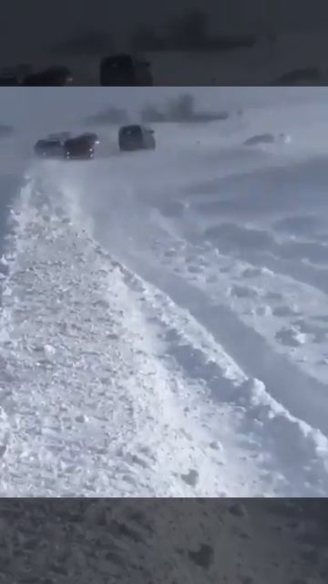 Динара Сатжан попала в снежную бурю смотреть онлайн