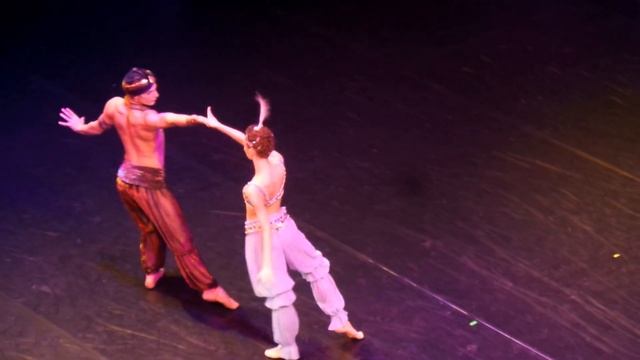 Елена Соломянко, Иннокентий Юлдашев -  дуэт из балета 