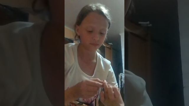 Ем медовые соты 🐝🐝🍯🍯