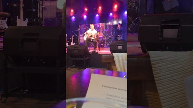 Ванин Павел - Снег. Мое первое выступление. Real People Club, Новосибирск.