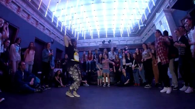 NO WOMAN NO DANCE | 26/04/15 | Jazz-funk battle | 1/8 (Родина Аня vs Захарченко Арина) смотреть онлайн