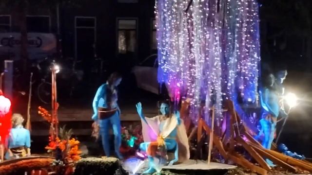 Феерическое шоу на воде в последний день лета (Нидерланды) - Editie Gondelvaart смотреть онлайн