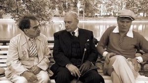 ДИАЛОГ ВОЛАНДА НА ПАТРИАРШИХ. АННУШКА УЖЕ РАЗЛИЛА МАС?