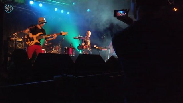 Ex-Carte Blanche (А.Дворников) & DZO - "По`коление" смотреть онлайн