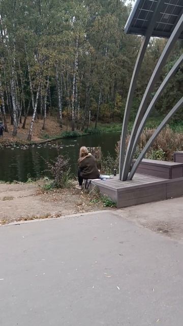 художник на пруду