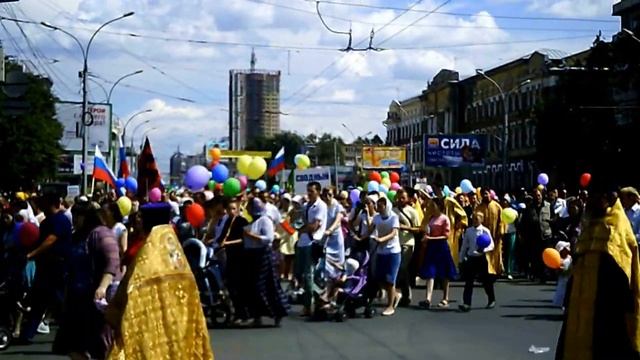 Видео. Крестный ход в Новосибирске. смотреть онлайн