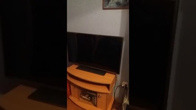 Моё первое видеооо я создал канал моя комната