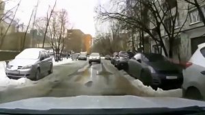 Подборка приколов на дороге Юмор,драки  Бабы за рулём