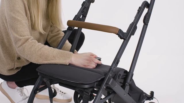 Коляска Uppababy Minu v2 как снять и установить ткань смотреть онлайн