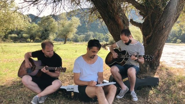 ДРУГ — Выше (feat. Анна Ворфоломеева). Лайв с кассетой смотреть онлайн