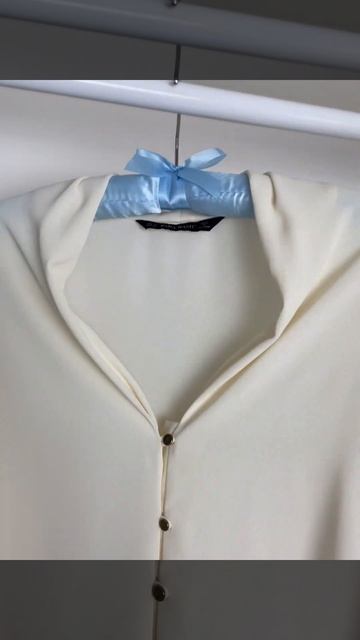 плечики голубой сатин без текста смотреть онлайн