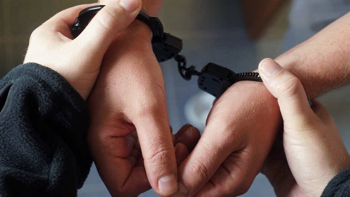 Задержаны пособники телефонных аферистов, создавшие сеть подпольных узлов связи