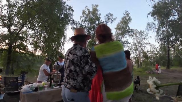 Ивана Купала. Папа танцует, Алена рассказывает прикол про панталоны. смотреть онлайн