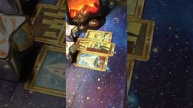 Как настроен к вам мужчина. Таро.