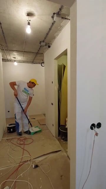 Грунтовка стен под обои 1 слой. Таллерова, 12 смотреть онлайн